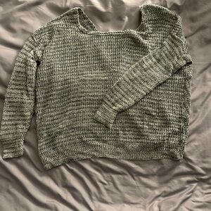 Women’s sweater with knotted back size small (stitch fix)